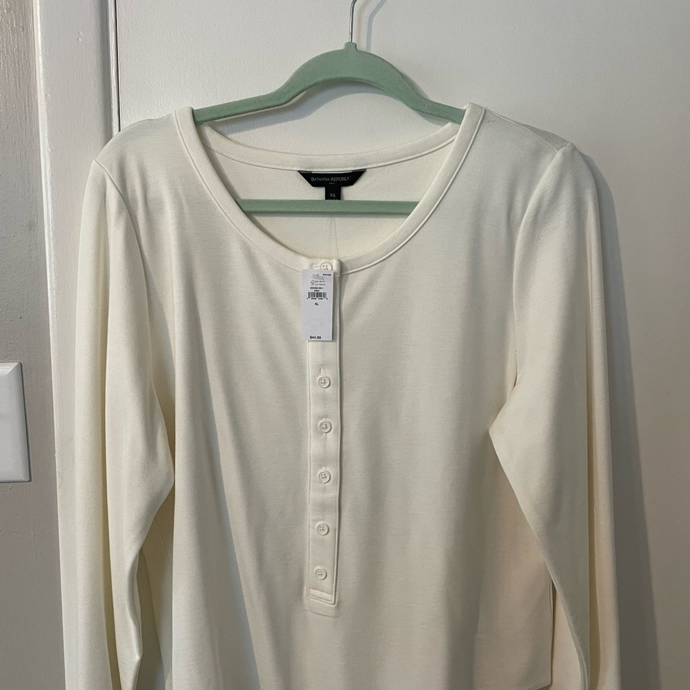 White Banana Republic henley bodysuit